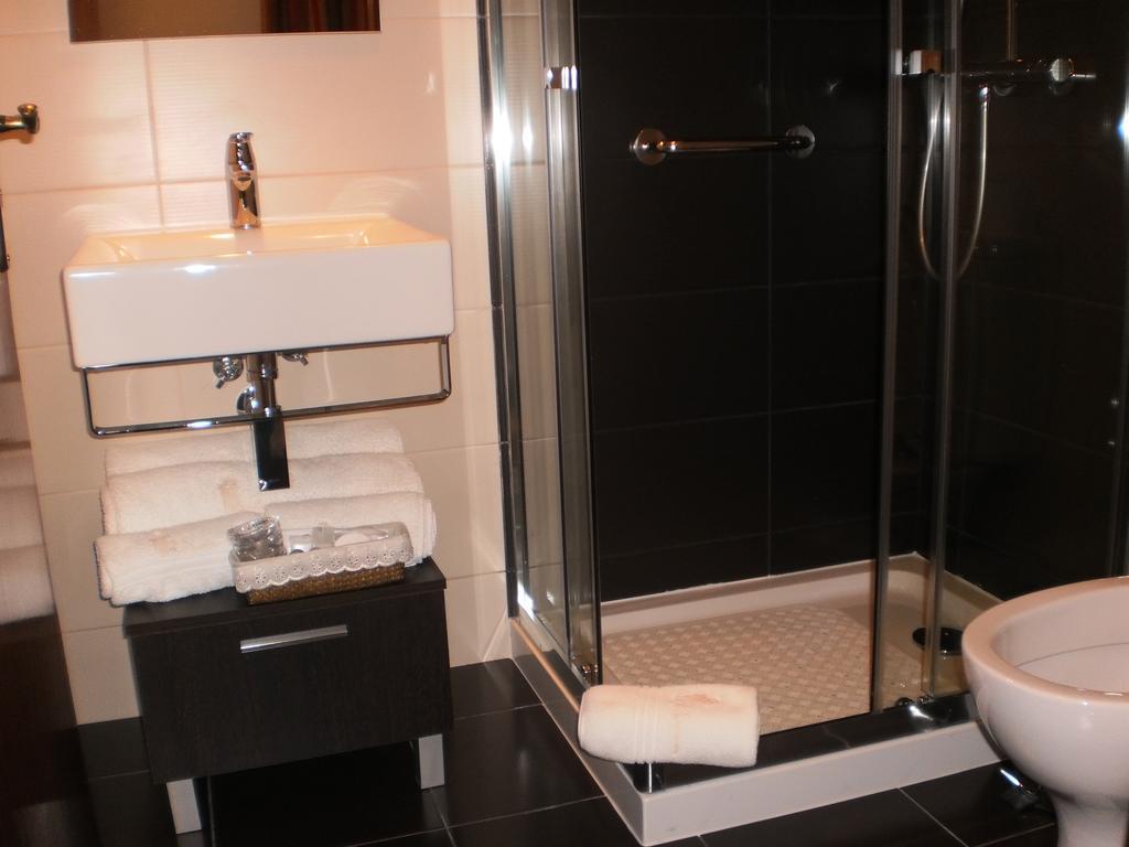 Hotel Santa Apolonia Braganca Bilik gambar
